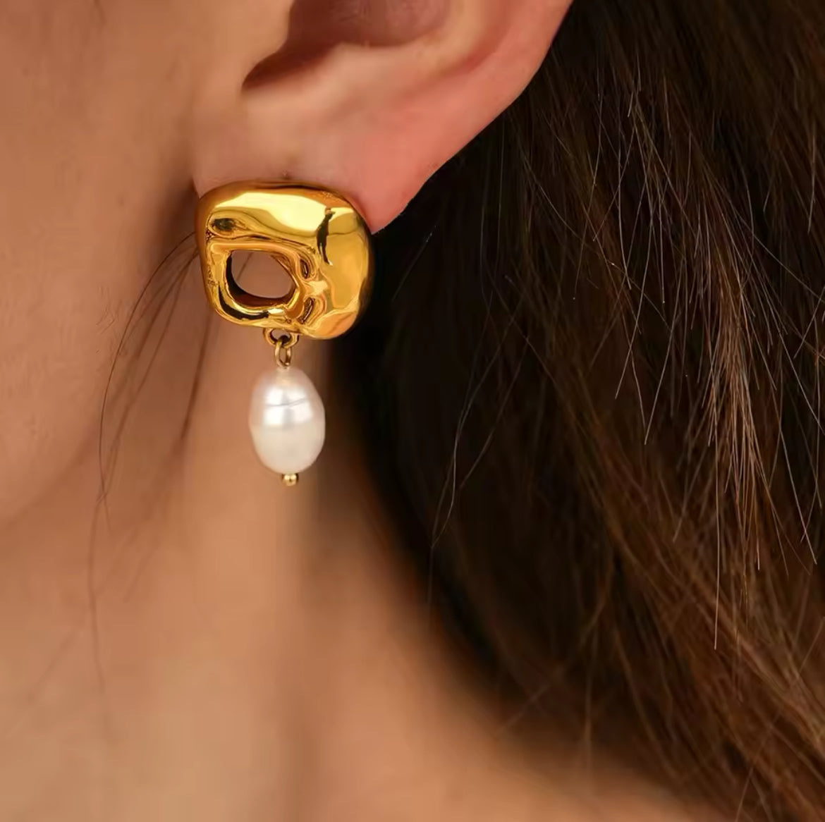 Maximalist Baroque Pearl Drop Earrings