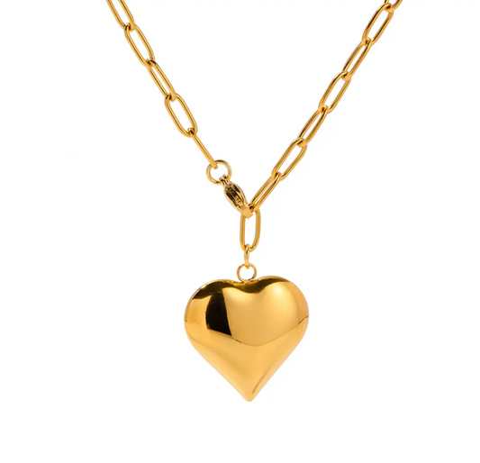 Amore necklace